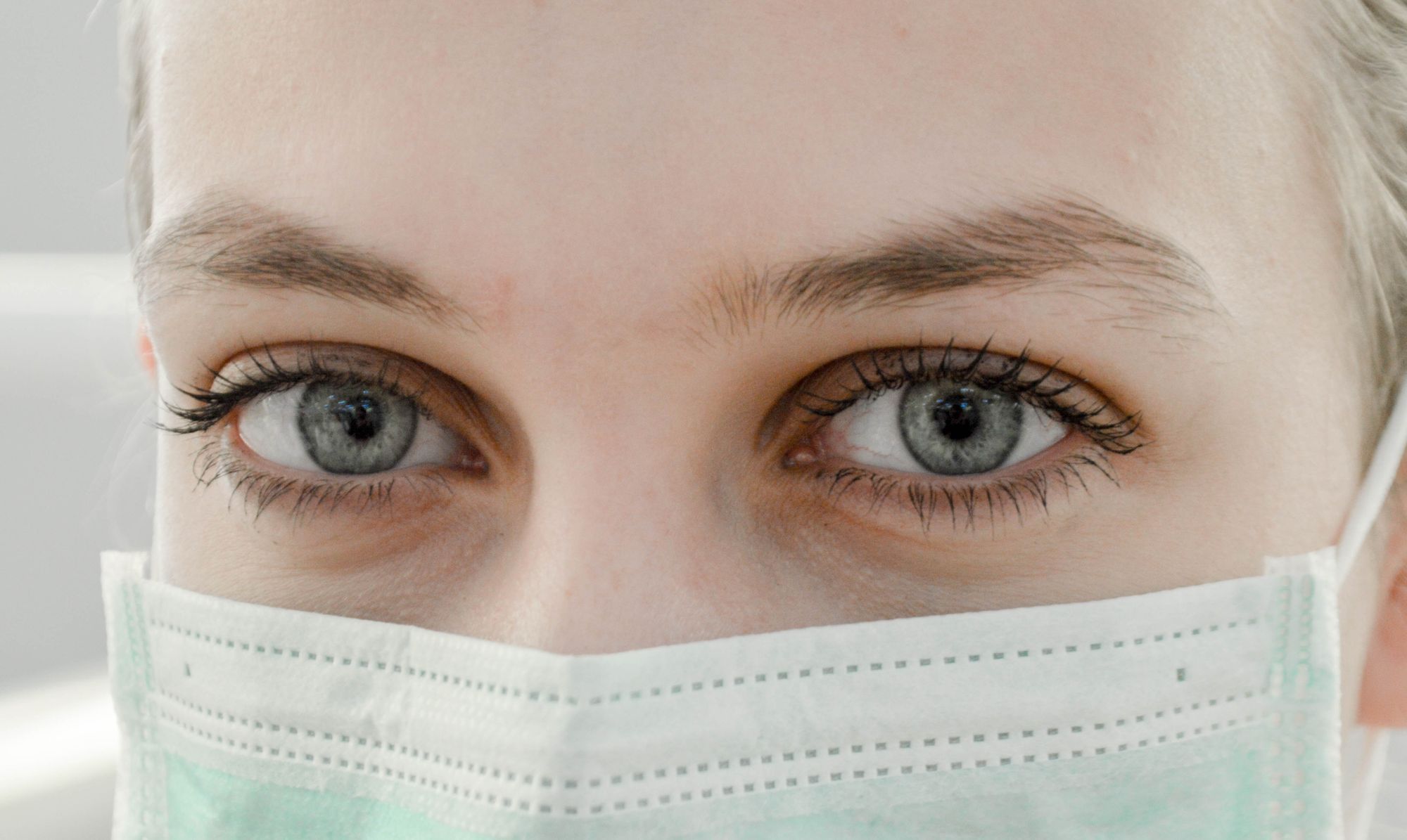 doctor with mask closeup